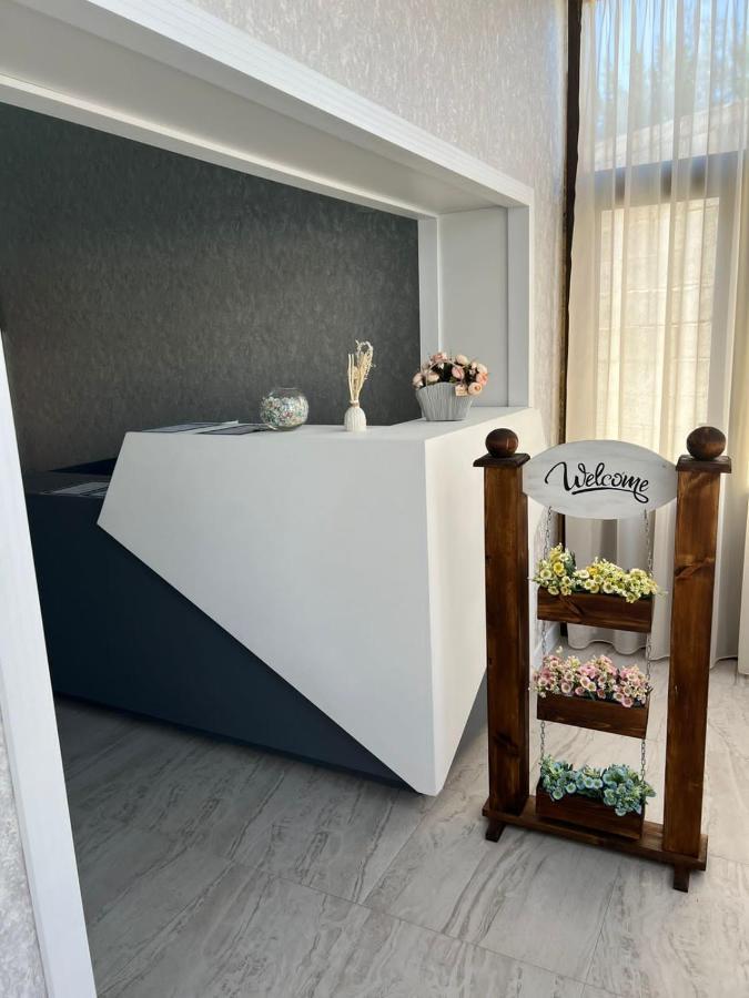 Sapphire Hotels Taraz Dış mekan fotoğraf
